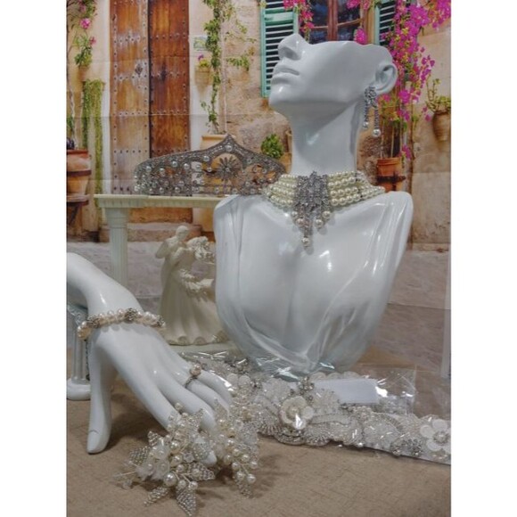 Garden Of Pearls is a Unique one-of-a-kind 7-piece Tiara Bridal Ensemble